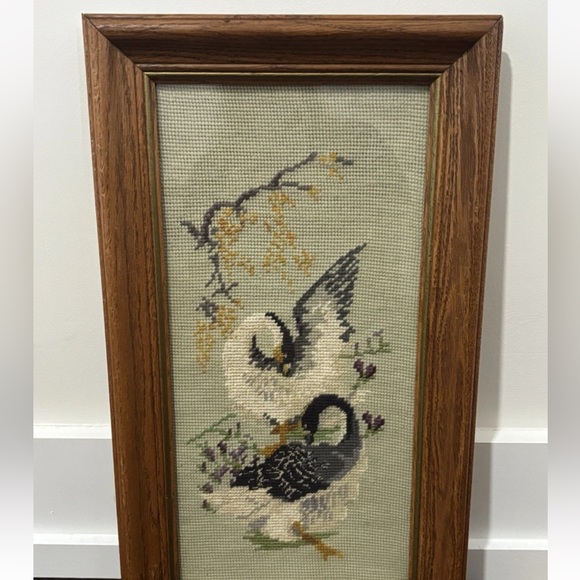 Geese Framed Under Glass Needlepoint Crafting Not Signed Vintage 1960-70's - Picture 3 of 5